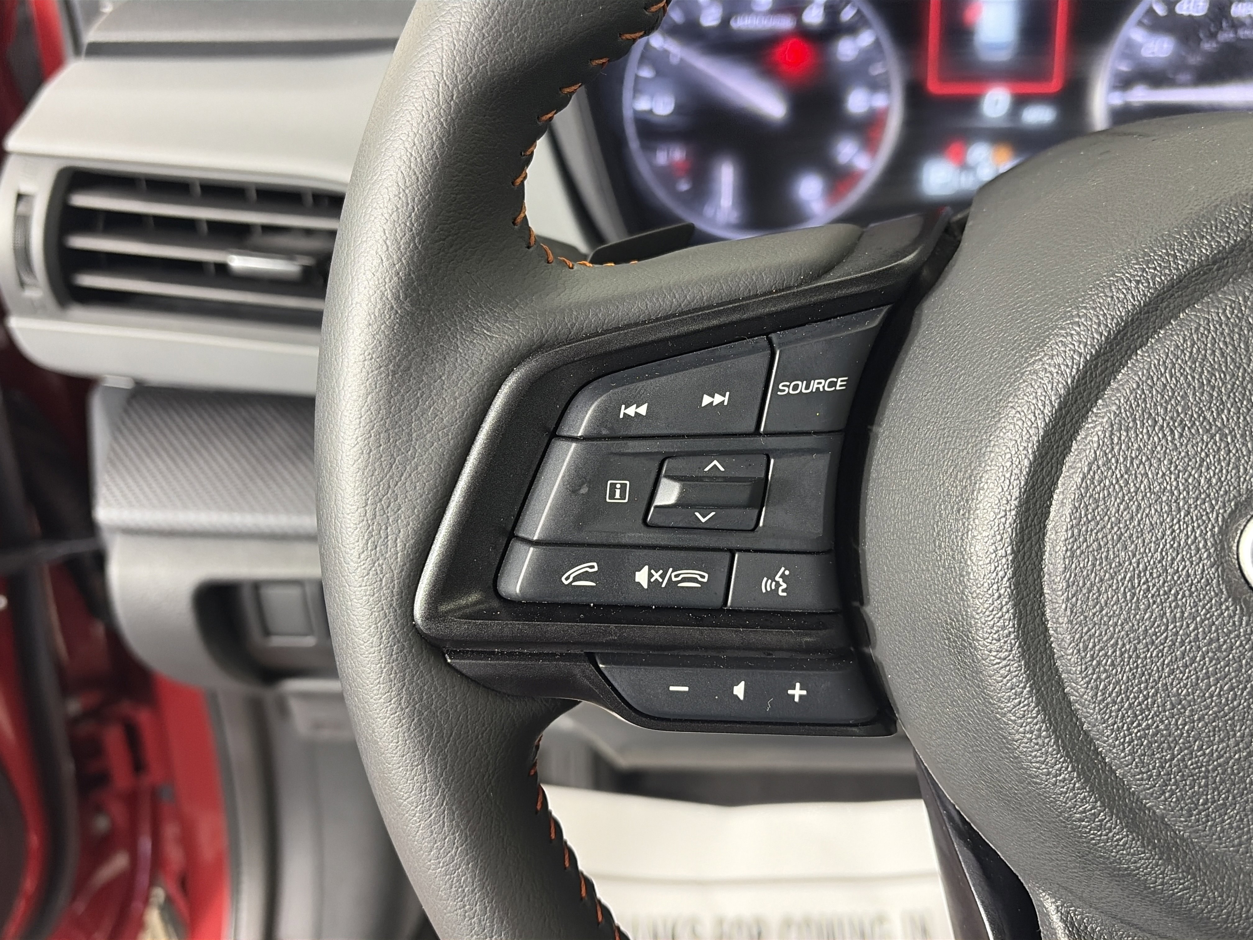 Used 2025 Subaru Crosstrek 2.5i Limited w/ Crosstrek Mirror Package image 27