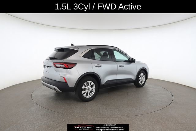 Used 2023 Ford Escape Active w/ Tech Pack #2 FWD image 19