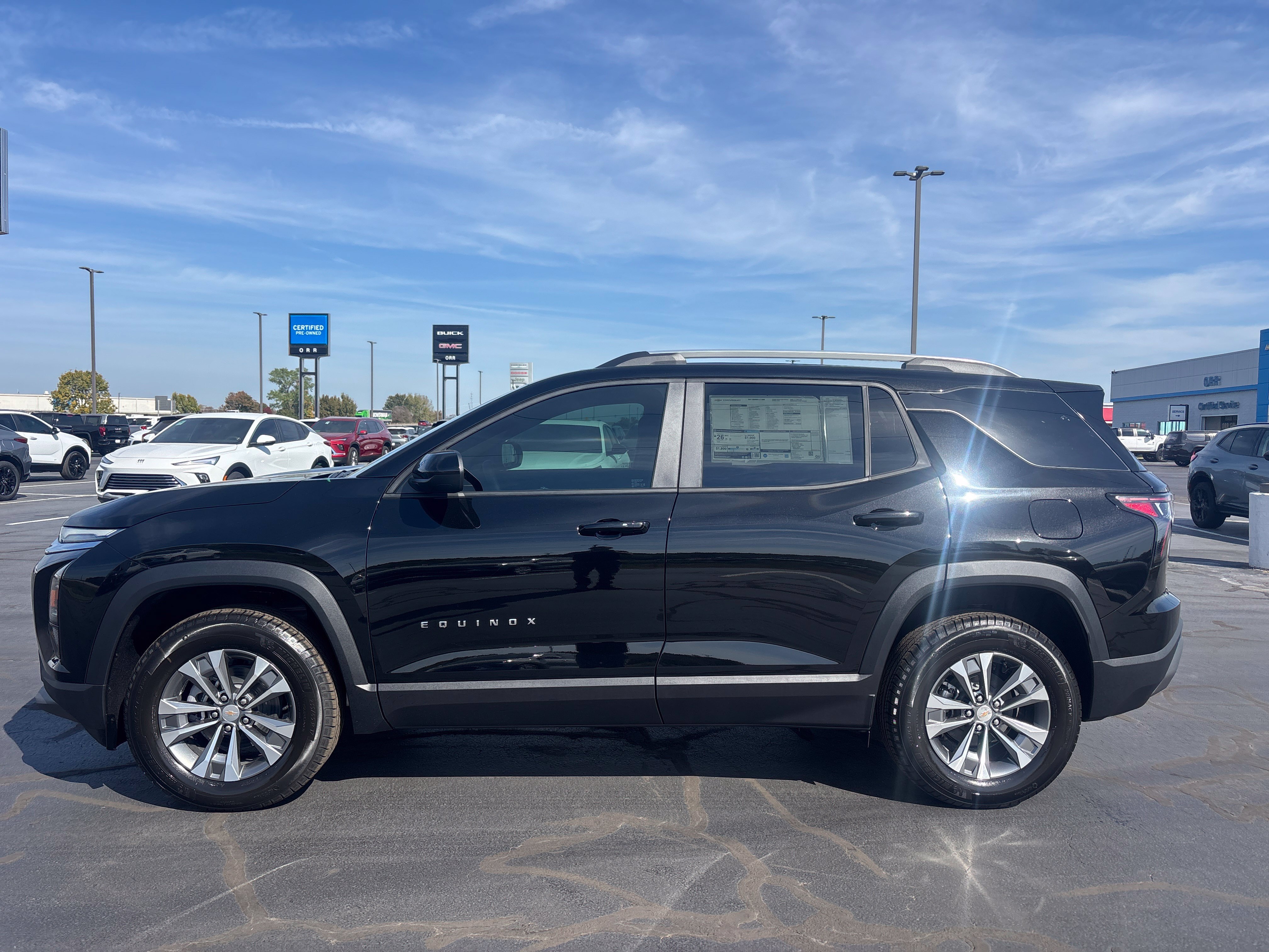 New 2027 Chevrolet Equinox LT AWD/4WD image 3