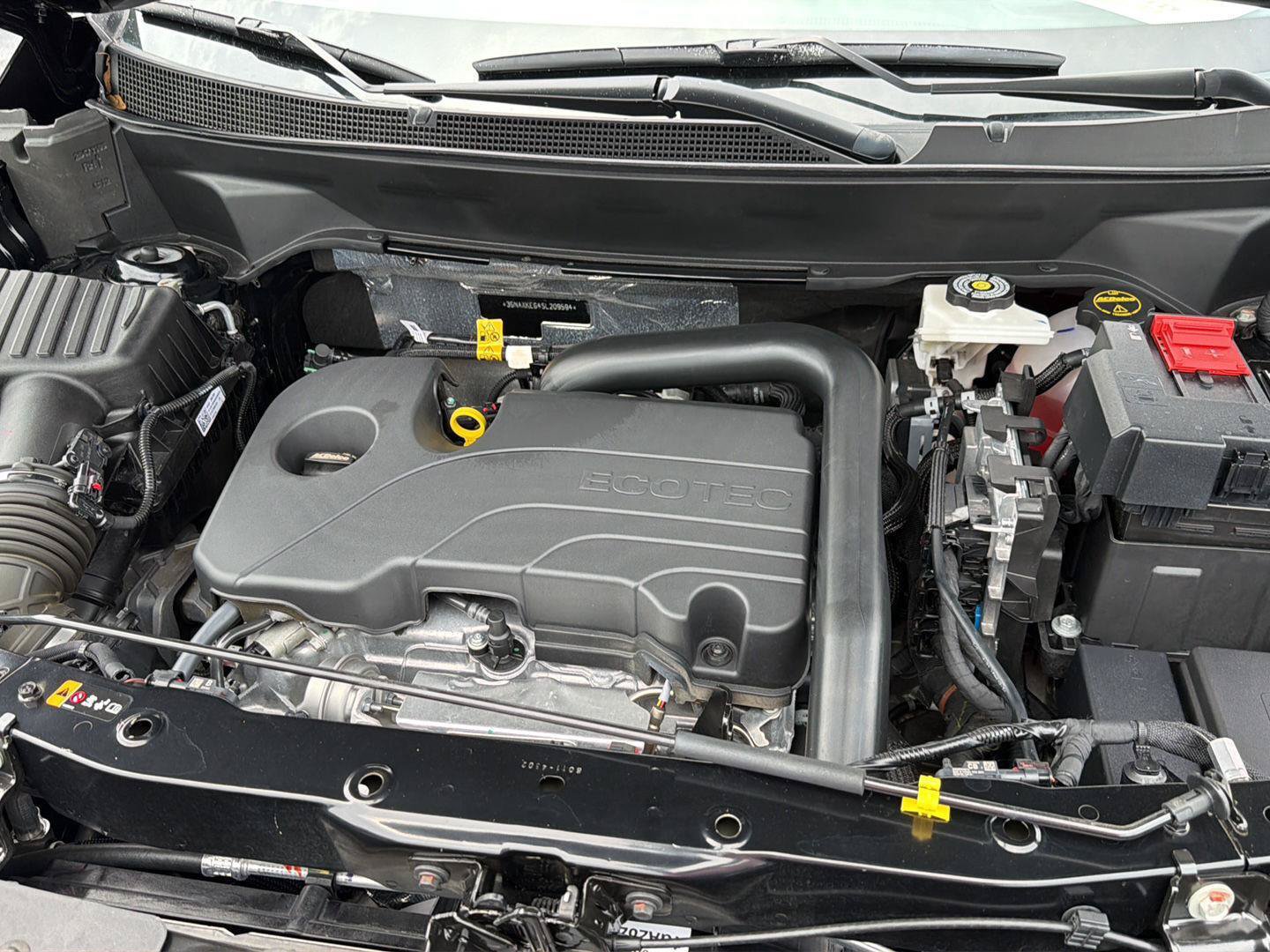 Certified 2025 Chevrolet Equinox ACTIV w/ Convenience Package III FWD image 36