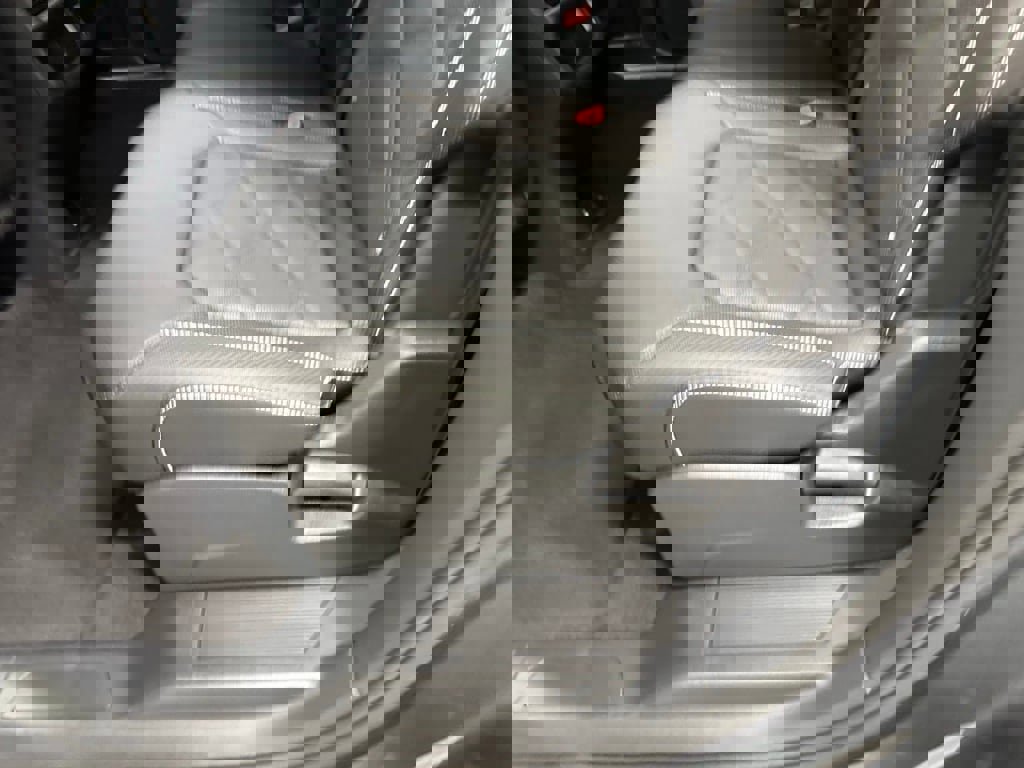 Used 2025 Volkswagen Atlas Cross Sport SE image 48