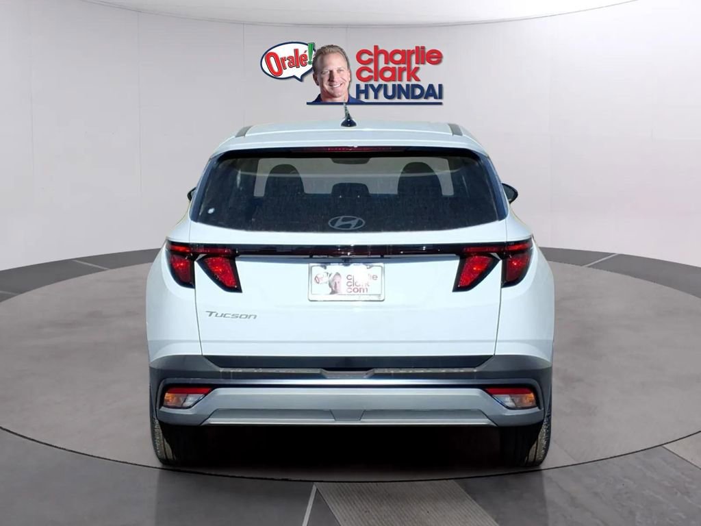 New 2026 Hyundai Tucson SE FWD image 4
