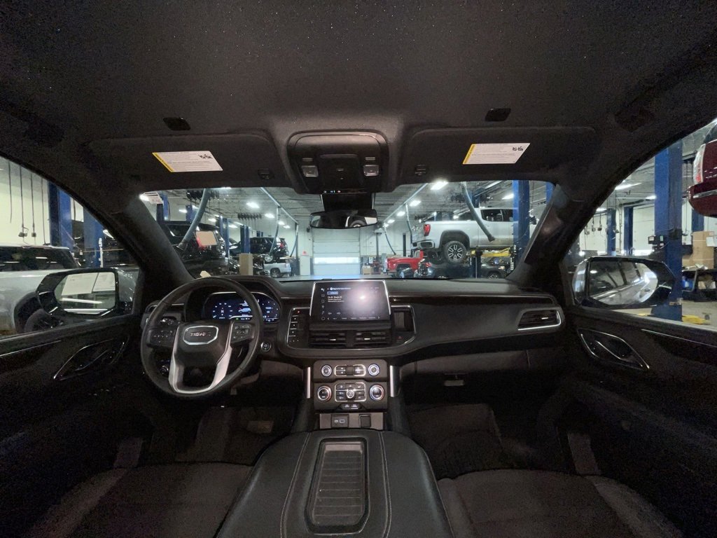 Used 2024 GMC Yukon XL SLE w/ Gmc Pro Safety Plus Package image 26