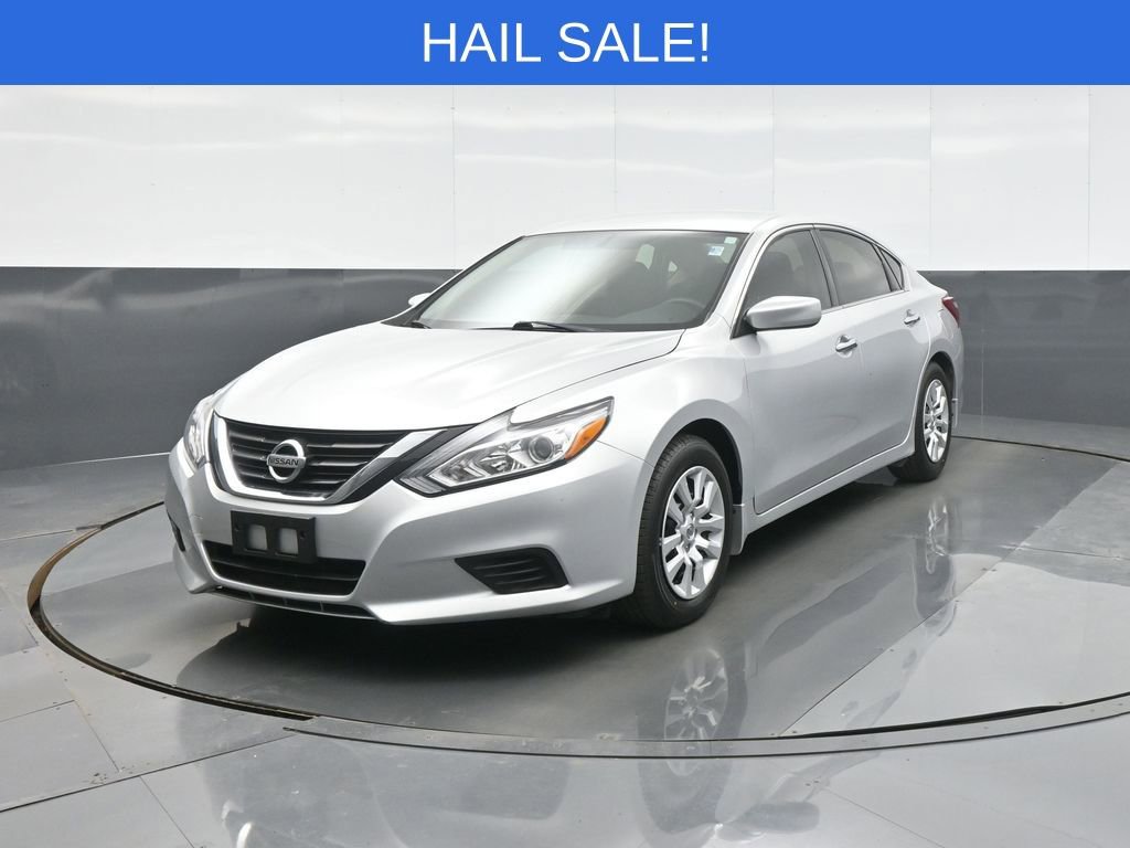 Used 2018 Nissan Altima 2.5 S w/ S Convenience Package image 3