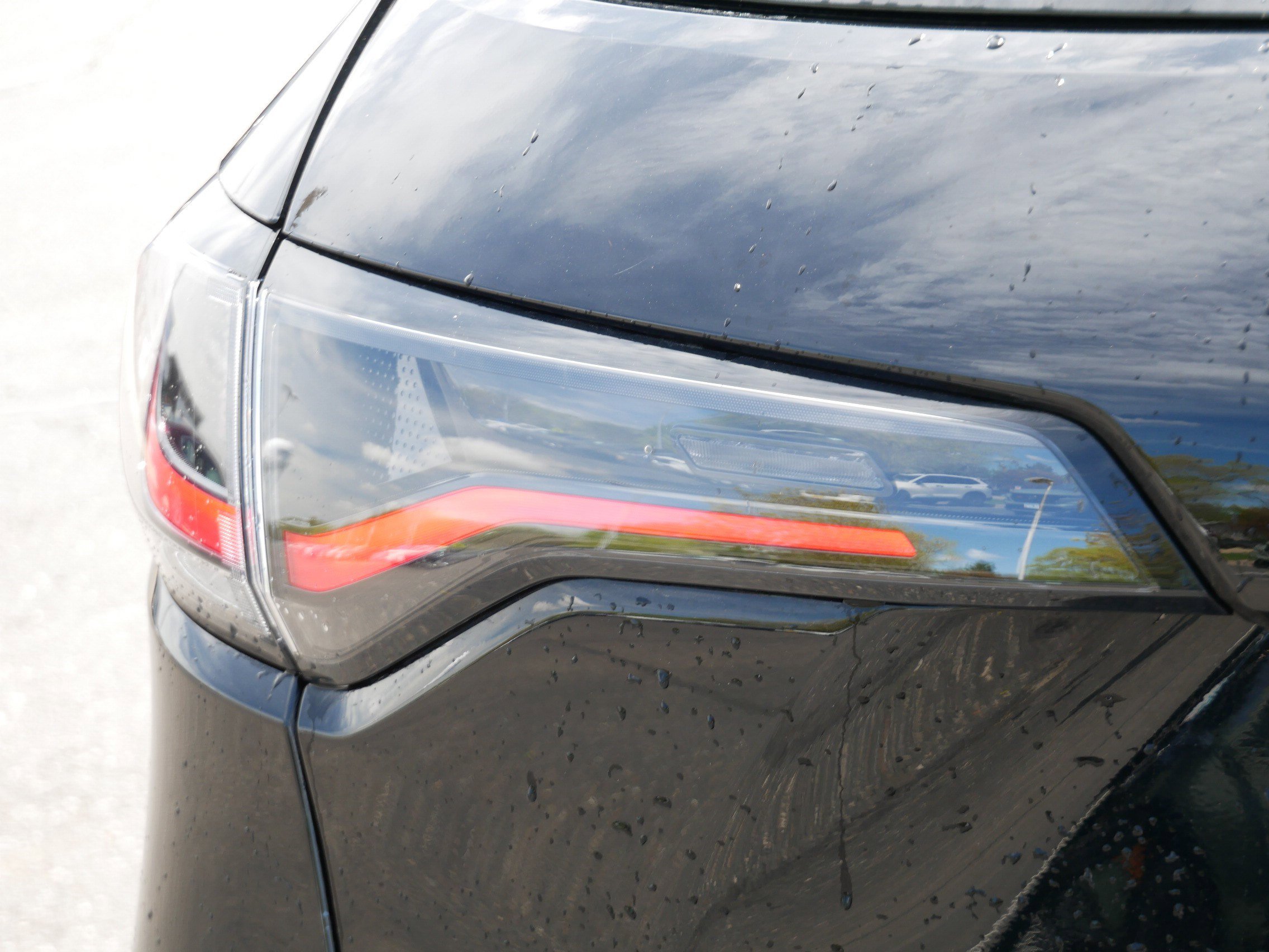 Used 2023 Honda HR-V LX image 17