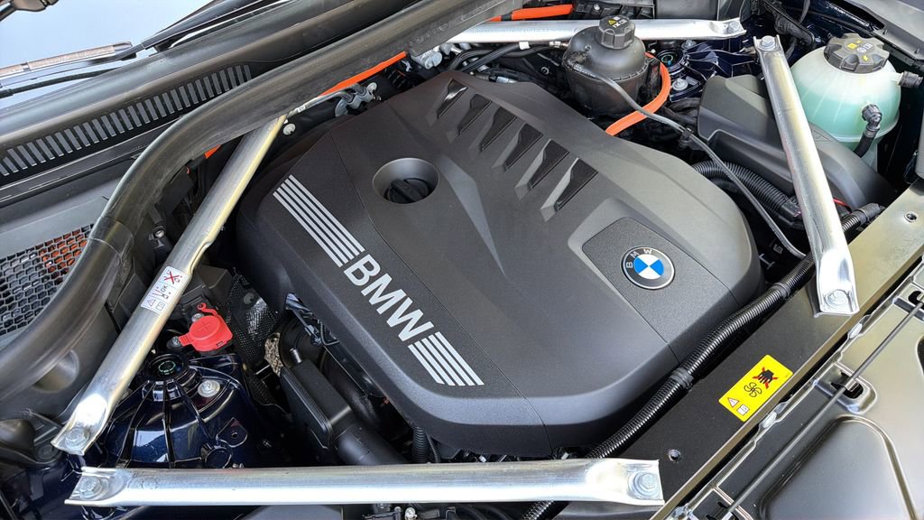 New 2026 BMW X5 xDrive50e image 20