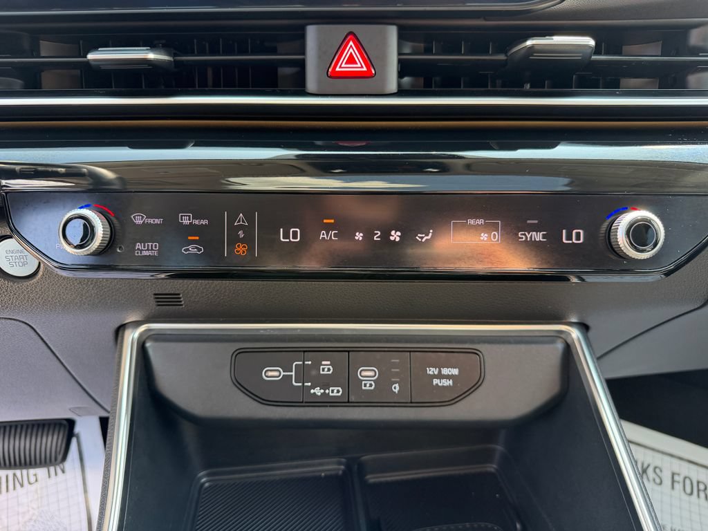 Used 2025 Kia Carnival SX Prestige FWD image 19