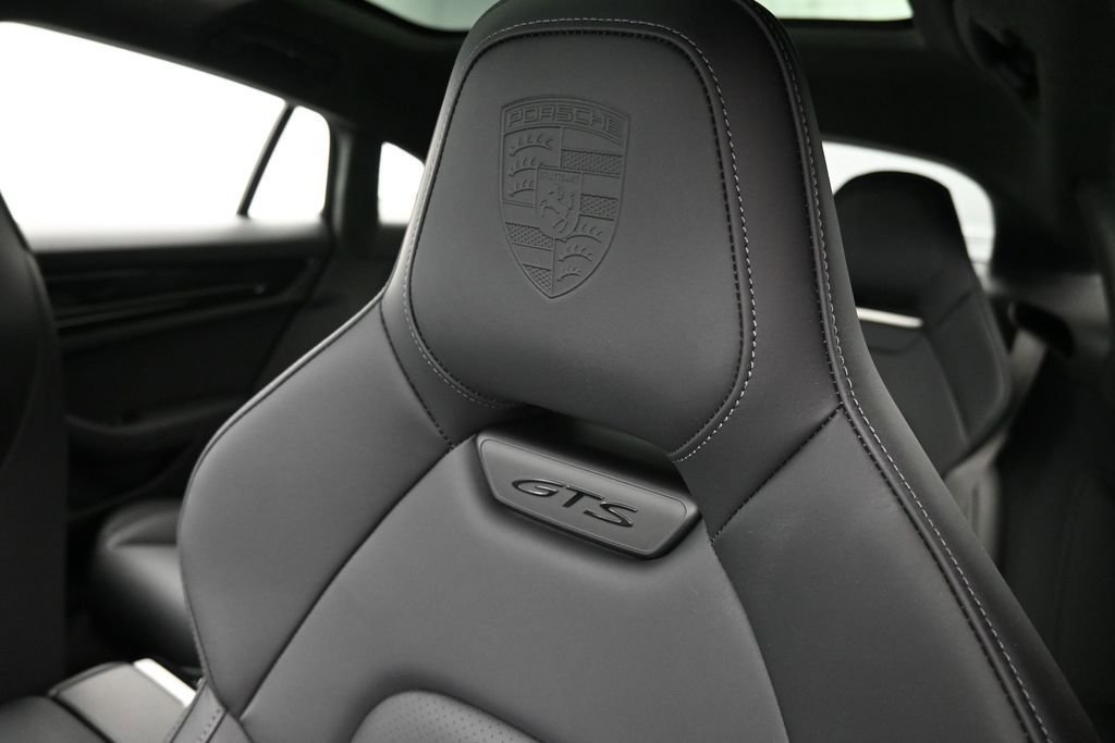 Certified 2026 Porsche Panamera GTS AWD/4WD image 10