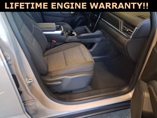 Used 2025 GMC Terrain Elevation image 28