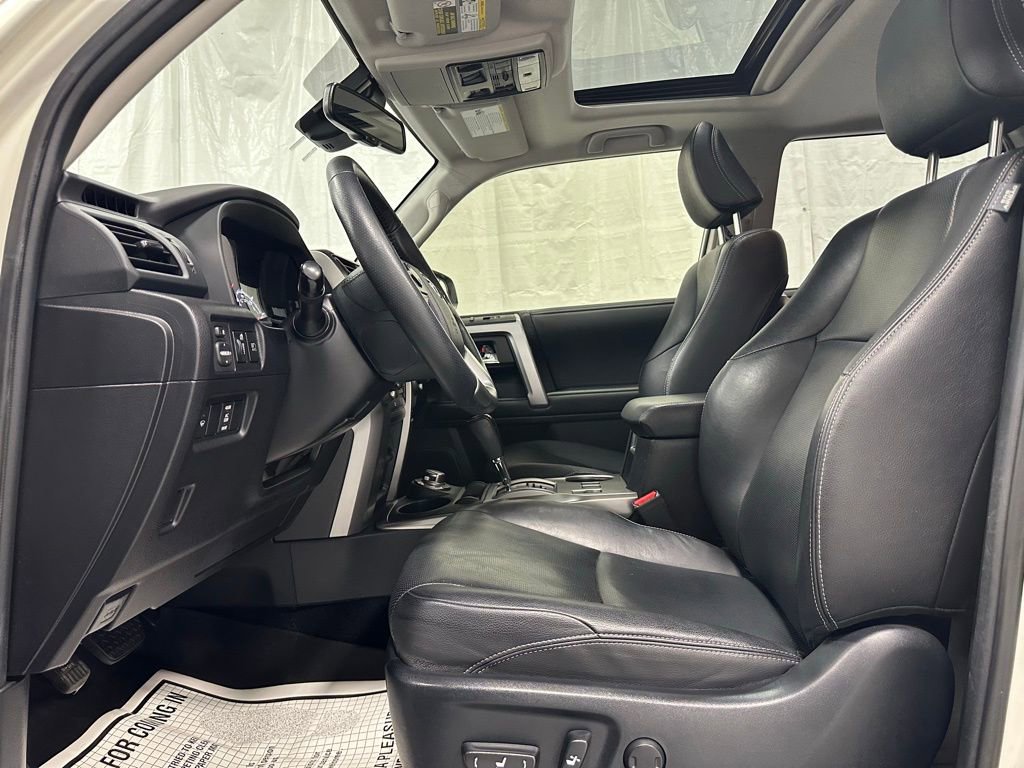 Used 2020 Toyota 4Runner Limited AWD/4WD image 14