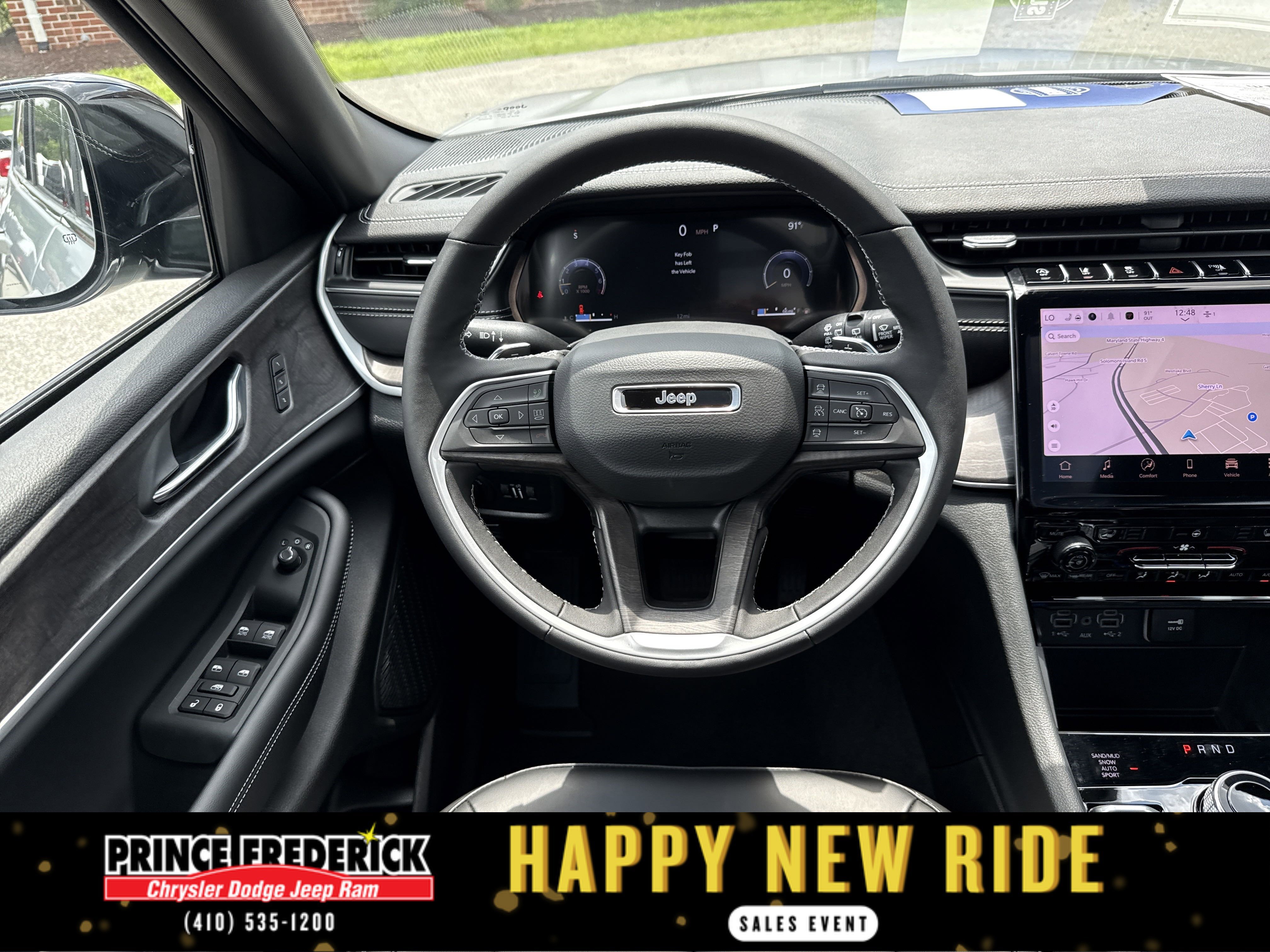 New 2025 Jeep Grand Cherokee L Limited w/ Black Appearance Package image 18