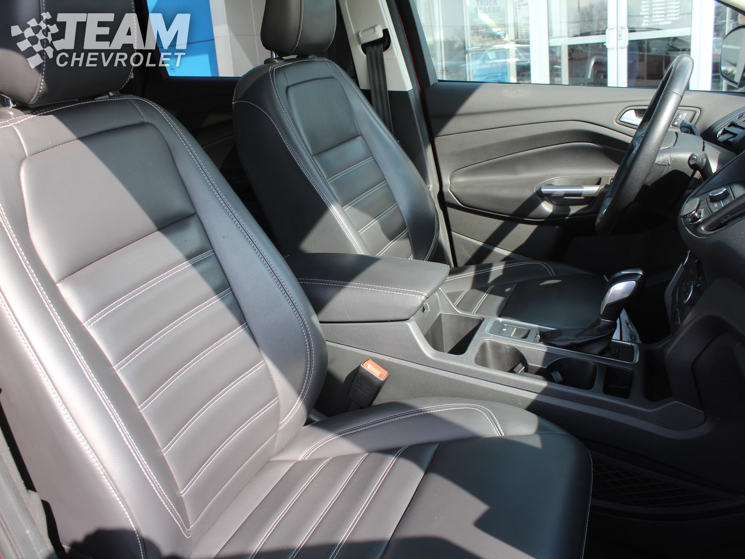 Used 2019 Ford Escape SEL image 28