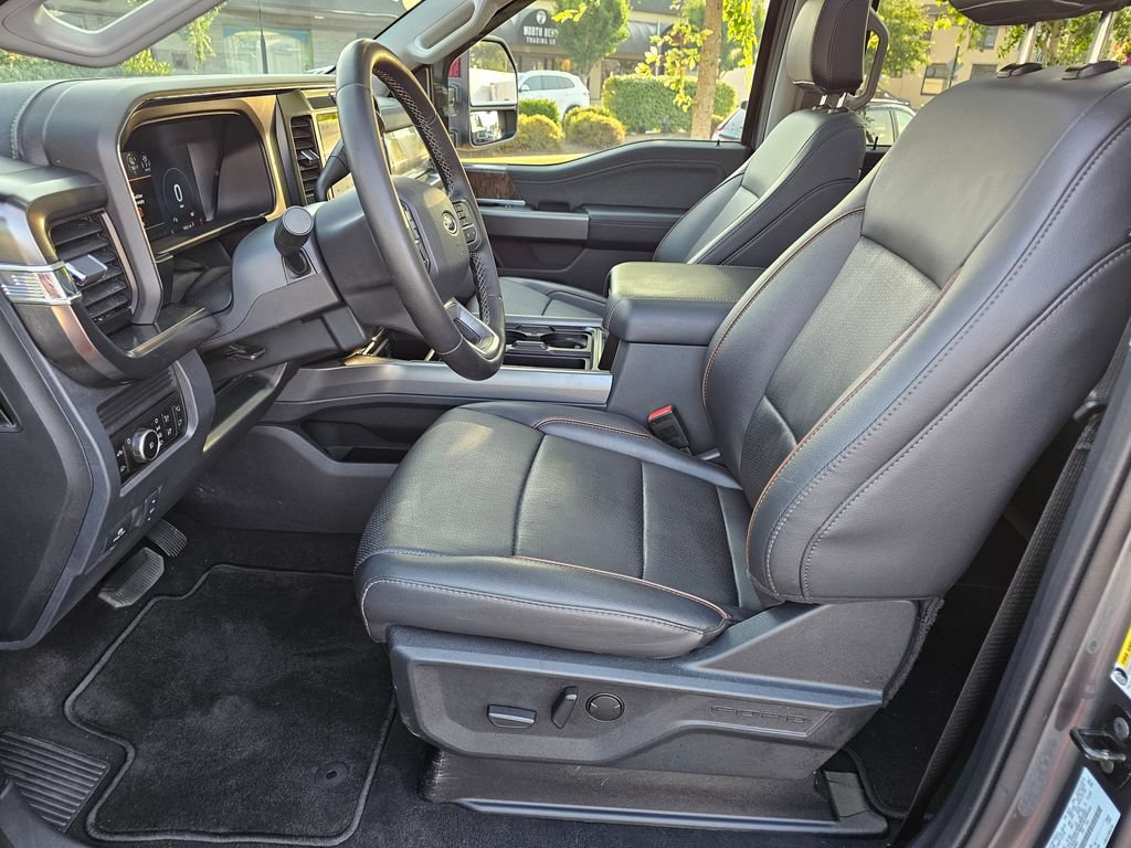Used 2026 Ford F350 Lariat AWD/4WD image 28
