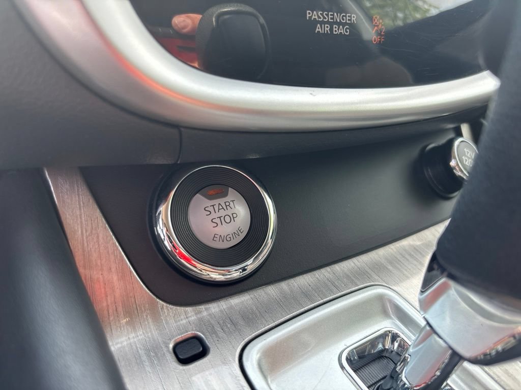 Used 2015 Nissan Murano SV AWD/4WD image 27