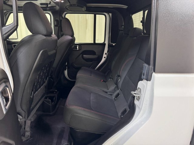 Used 2022 Jeep Gladiator Rubicon w/ Cold Weather Group image 20