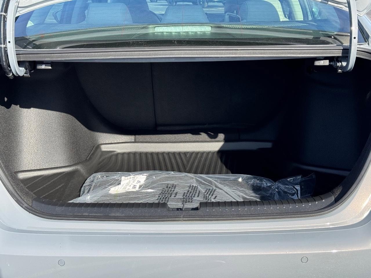 Certified 2025 Honda Accord EX-L image 4