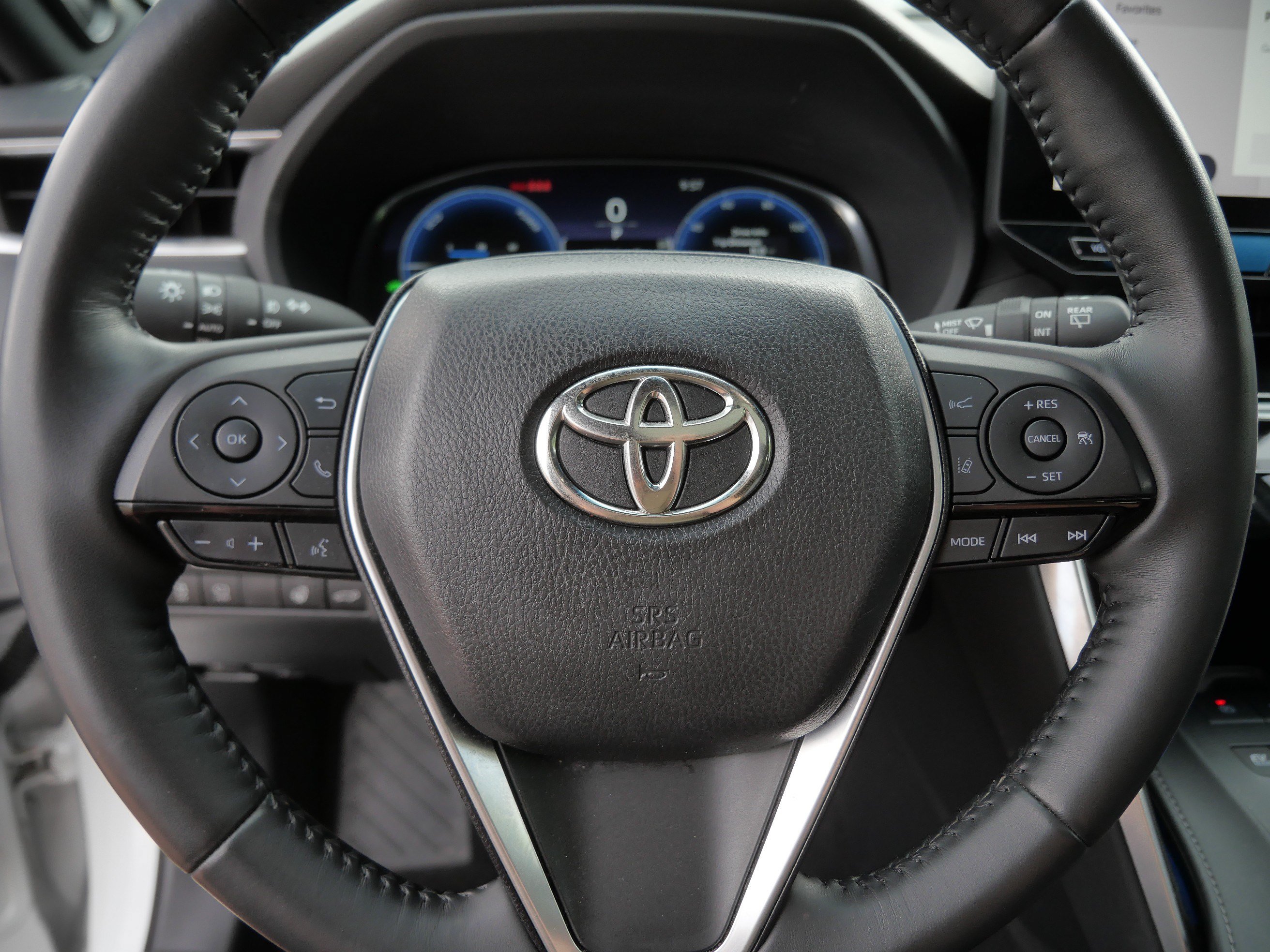 Certified 2023 Toyota Venza Limited AWD/4WD image 26