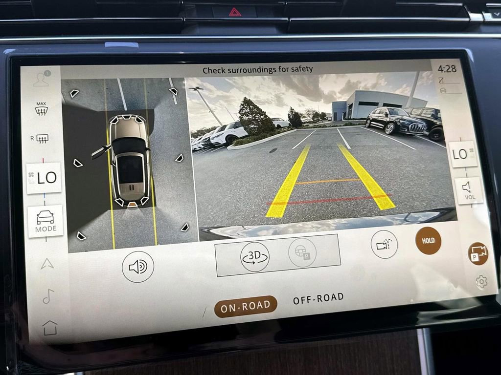 New 2025 Land Rover Range Rover SE AWD/4WD image 21