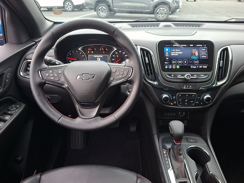 Used 2024 Chevrolet Equinox RS w/ RS Leather Package FWD image 11