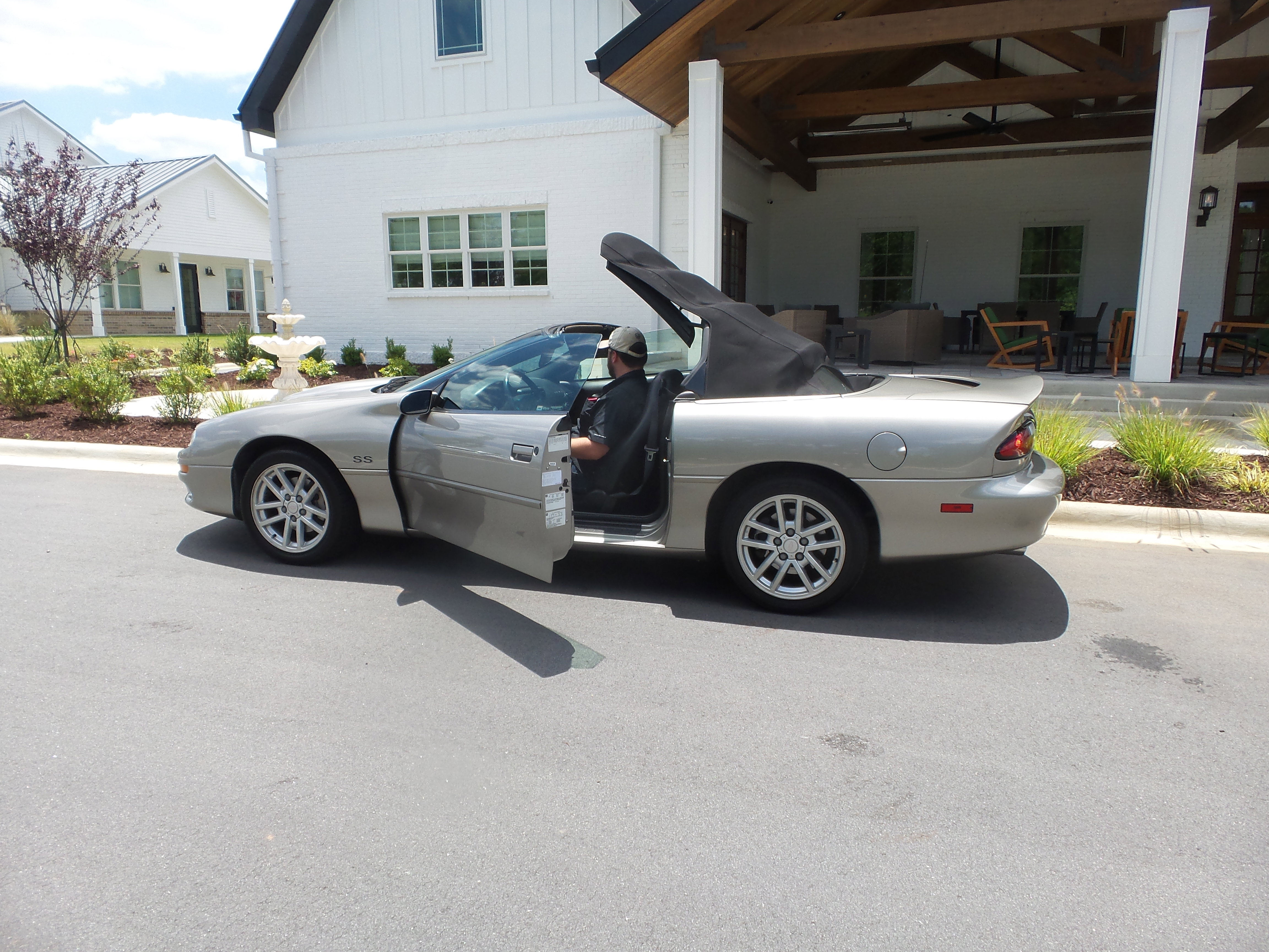 Used 2001 Chevrolet Camaro Z28 w/ SS Performance/Appearance Pkg image 60