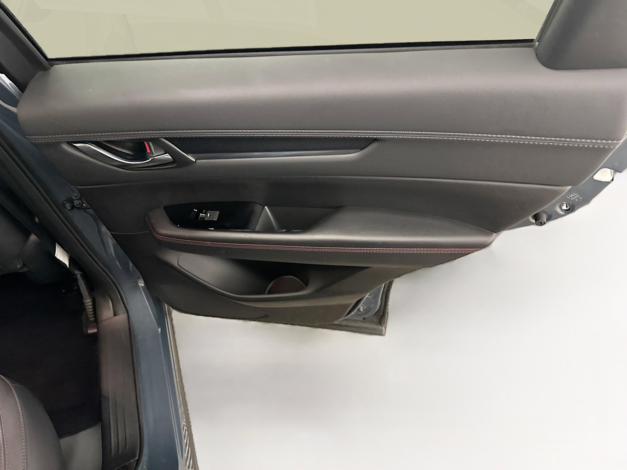 Used 2025 MAZDA CX-5 Carbon Edition image 31