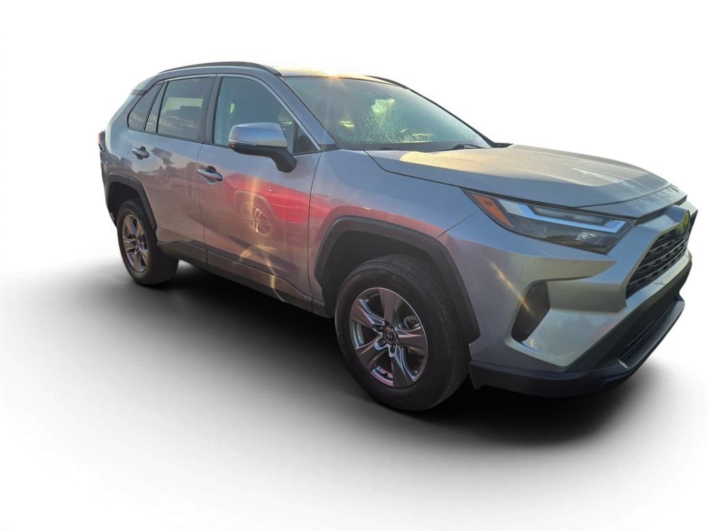 Used 2024 Toyota RAV4 XLE FWD image 2