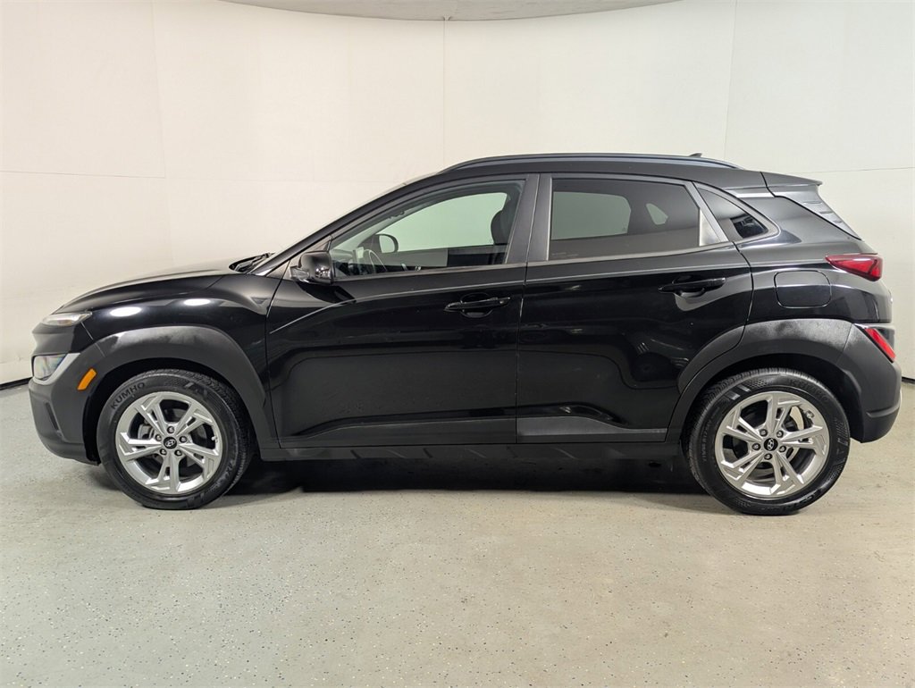 Used 2022 Hyundai Kona SEL w/ Convenience Package image 4