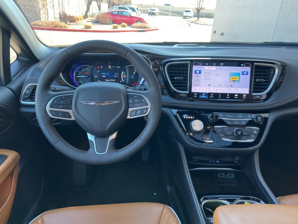 Certified 2022 Chrysler Pacifica Pinnacle image 20