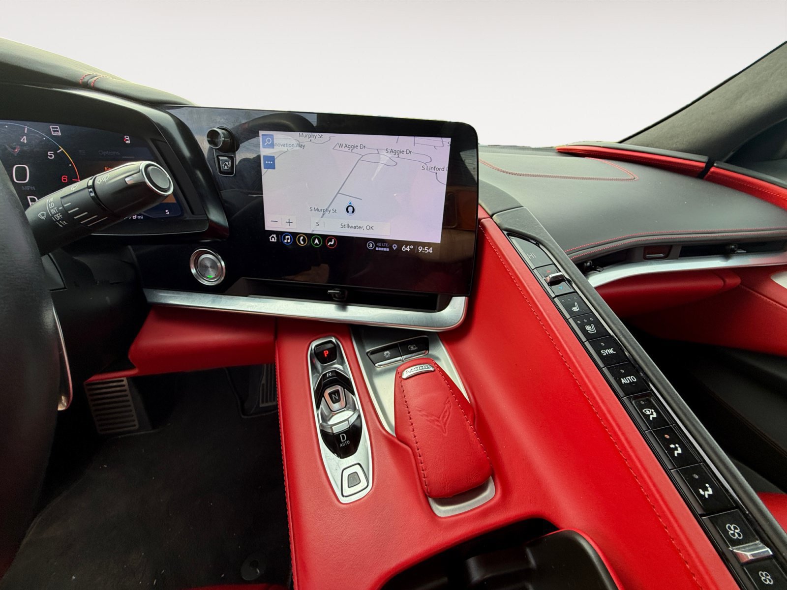 Used 2021 Chevrolet Corvette Stingray Premium Conv w/ Z51 Performance Package RWD image 11