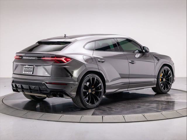 Used 2021 Lamborghini Urus image 5