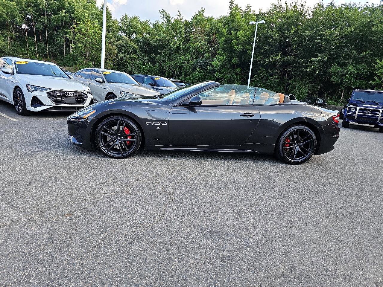 Used 2018 Maserati GranTurismo Sport image 5