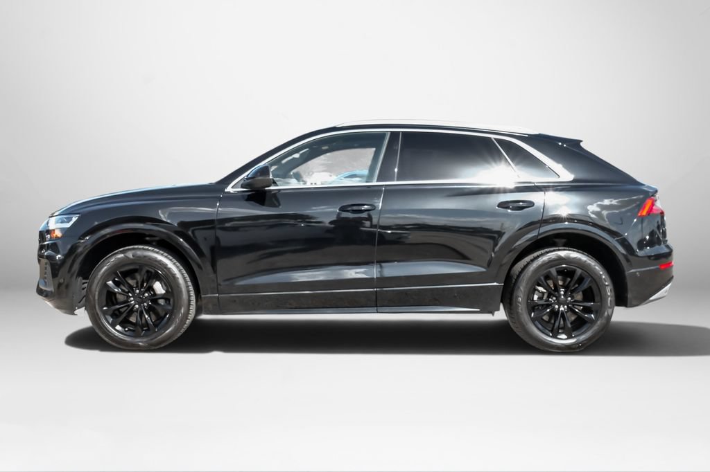 Used 2022 Audi Q8 Premium Plus AWD/4WD image 9