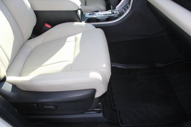 Used 2019 Subaru Ascent Limited w/ Popular Package #2 image 16