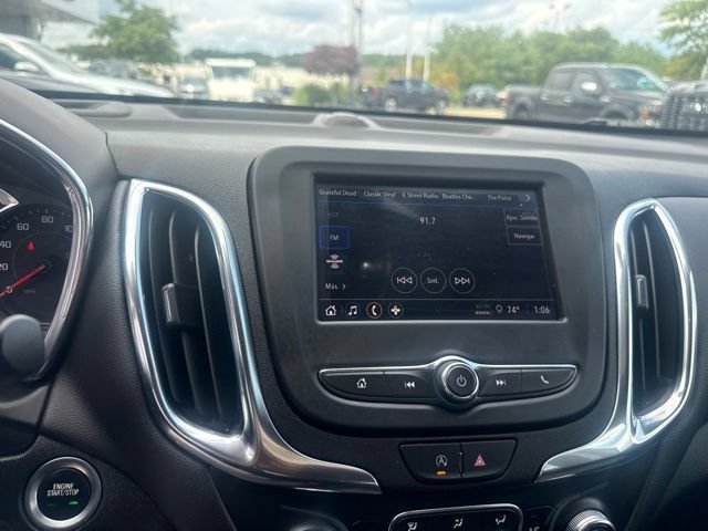 Used 2024 Chevrolet Equinox LT AWD/4WD image 16