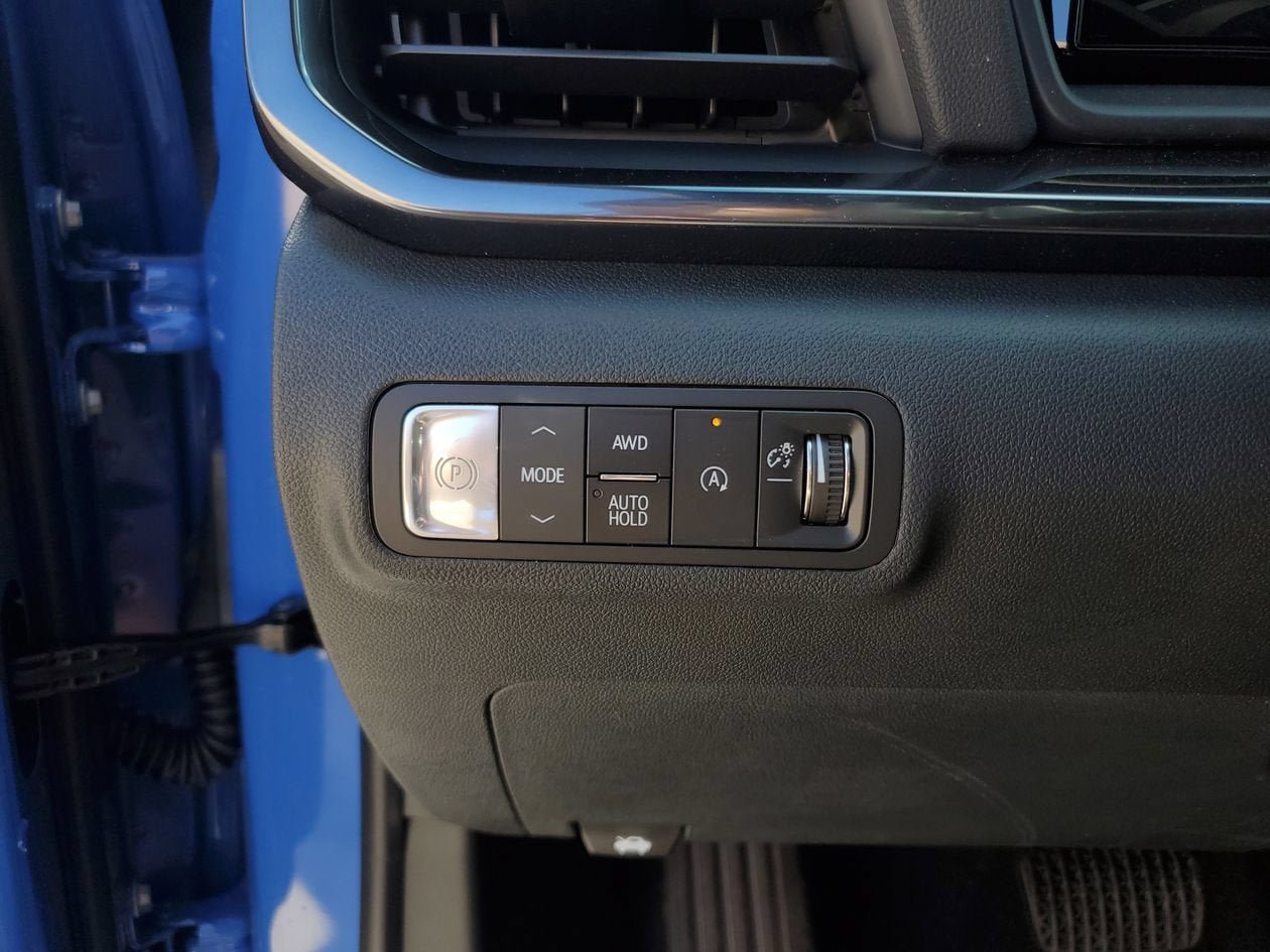 New 2026 GMC Terrain AT4 w/ Technology Package II AWD/4WD image 29