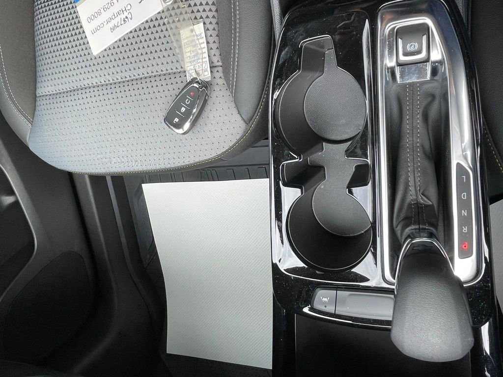 Certified 2025 Chevrolet Trax LT w/ LT Convenience Package image 30