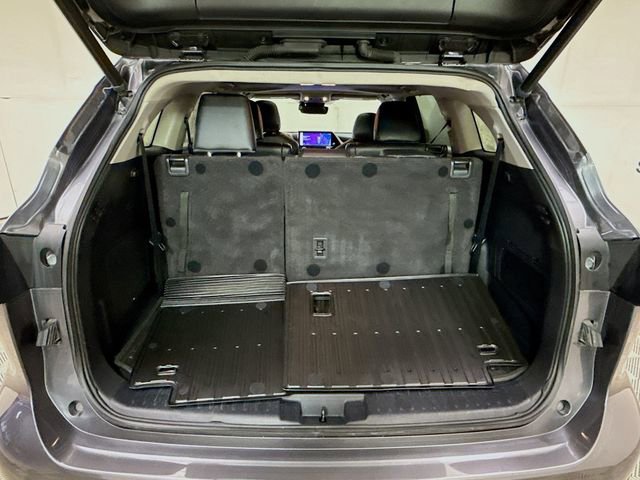 Used 2023 Toyota Highlander Limited image 27