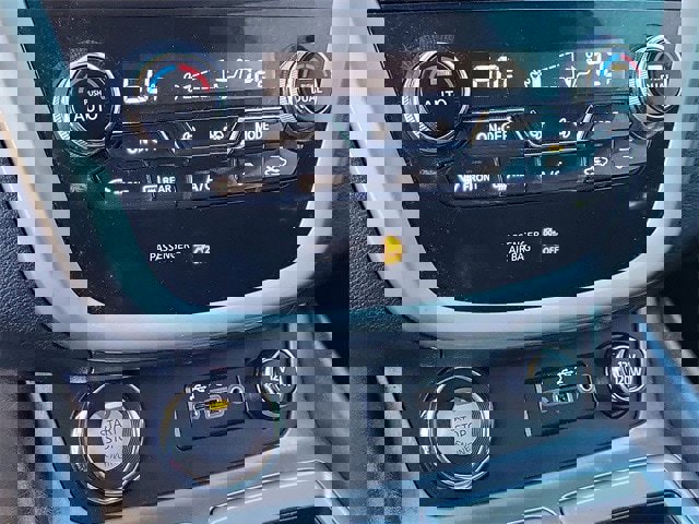 Used 2020 Nissan Murano SV image 25