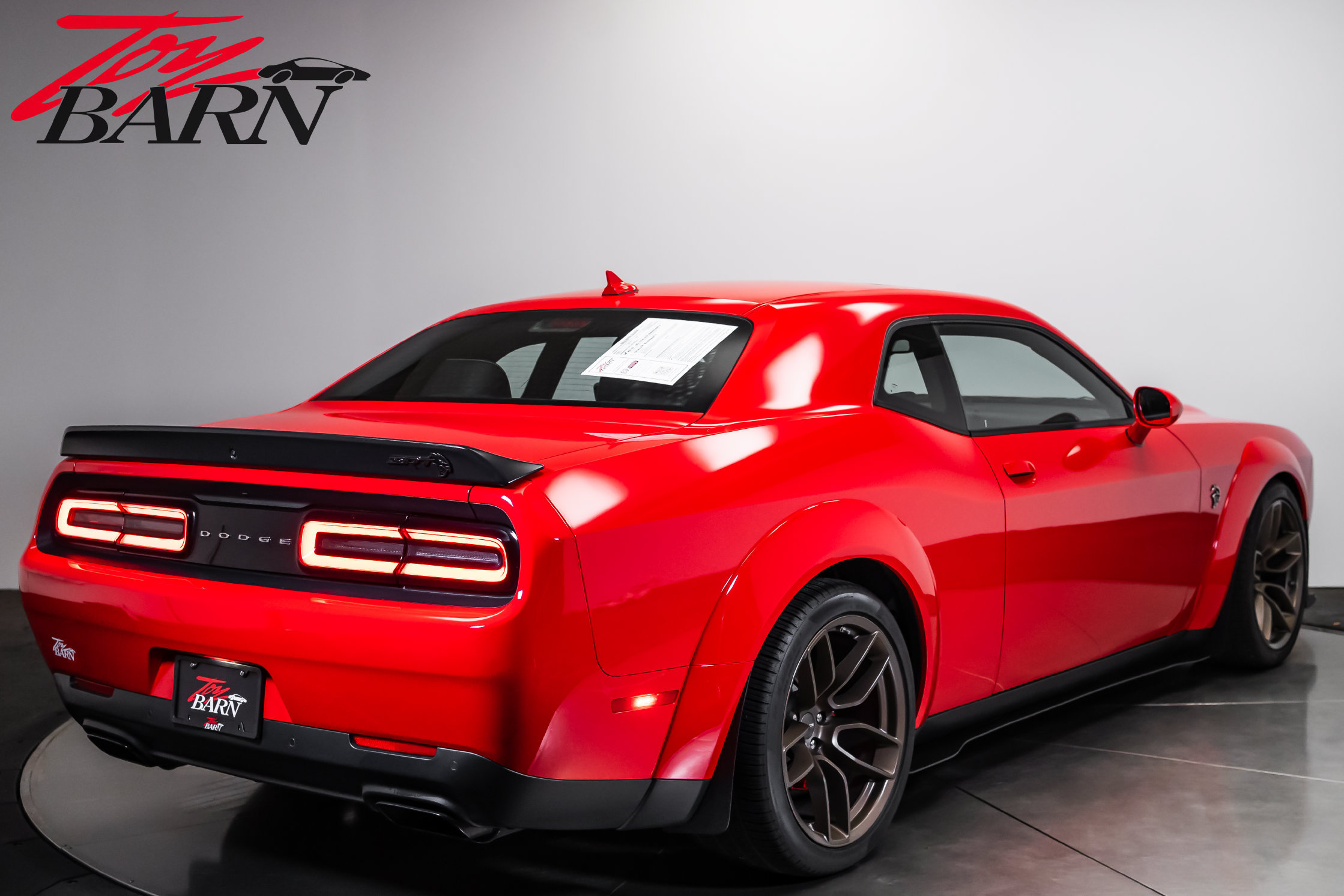 Used 2021 Dodge Challenger SRT Hellcat Redeye RWD image 5