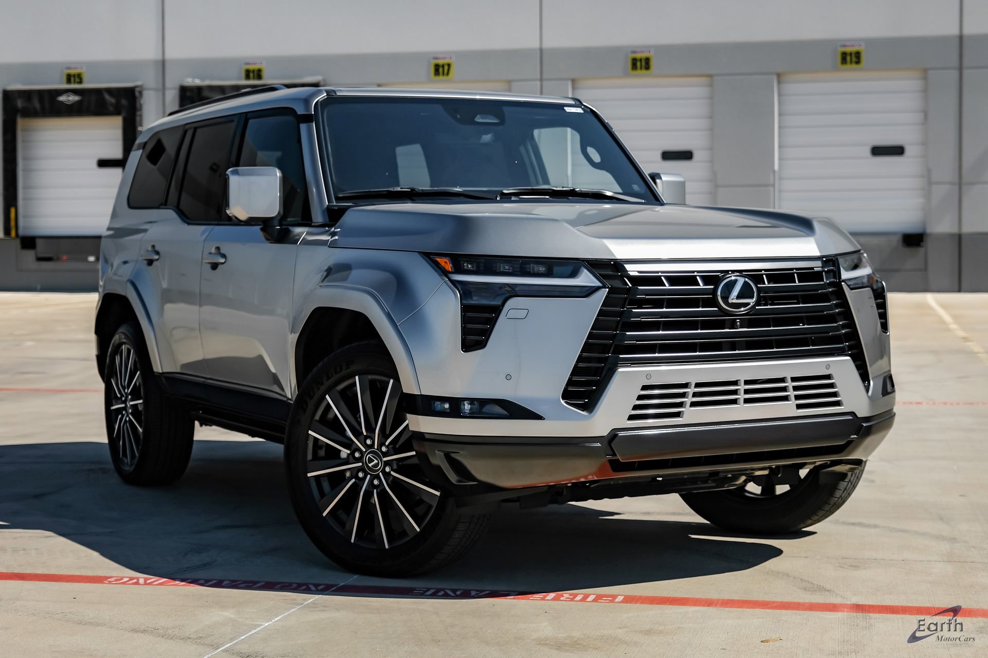 Used 2025 Lexus GX 550 550 Luxury+ HUD Traffic LIFTED w/ Accessory Package (2T) image 22