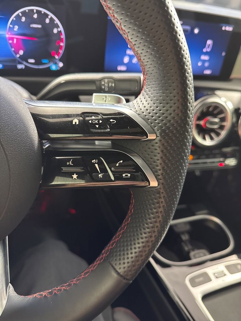 Certified 2024 Mercedes-Benz CLA 250 4MATIC image 32