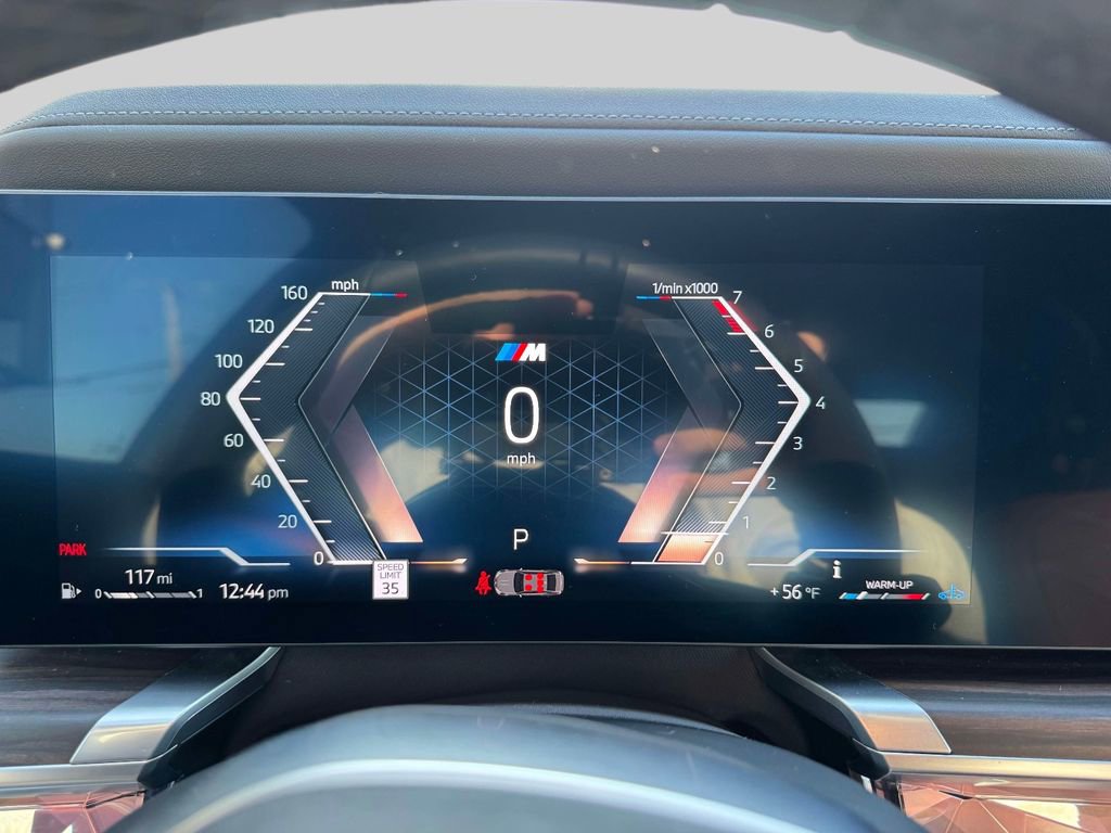 Certified 2023 BMW 760i xDrive w/ Executive Package image 15