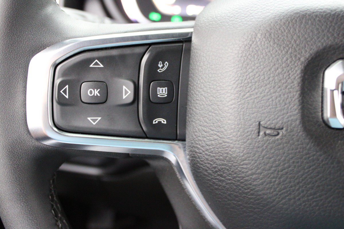 Used 2025 RAM 2500 Laramie w/ Sport Appearance Package AWD/4WD image 20