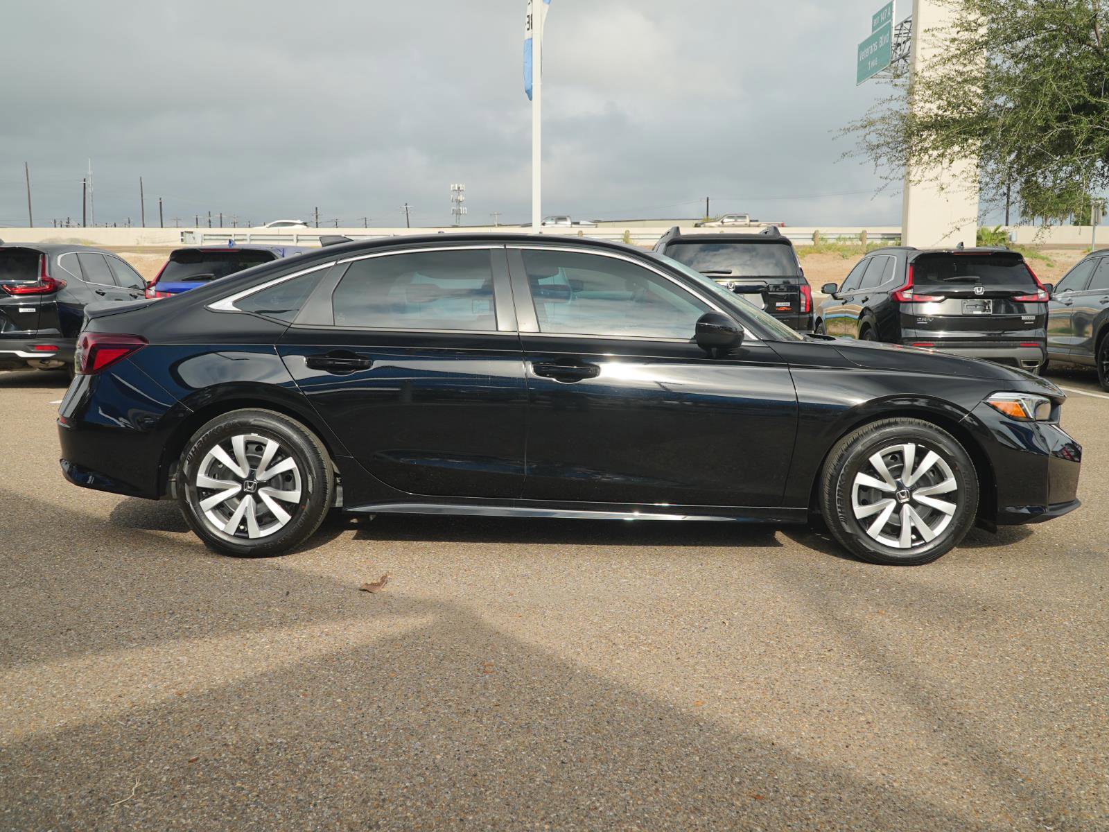 Used 2026 Honda Civic LX image 4
