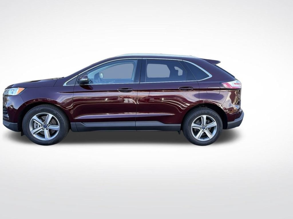 Used 2019 Ford Edge SEL w/ Equipment Group 201A AWD/4WD image 2