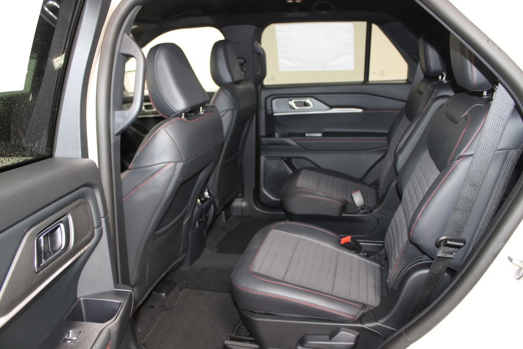 New 2026 Ford Explorer ST-Line AWD/4WD image 25