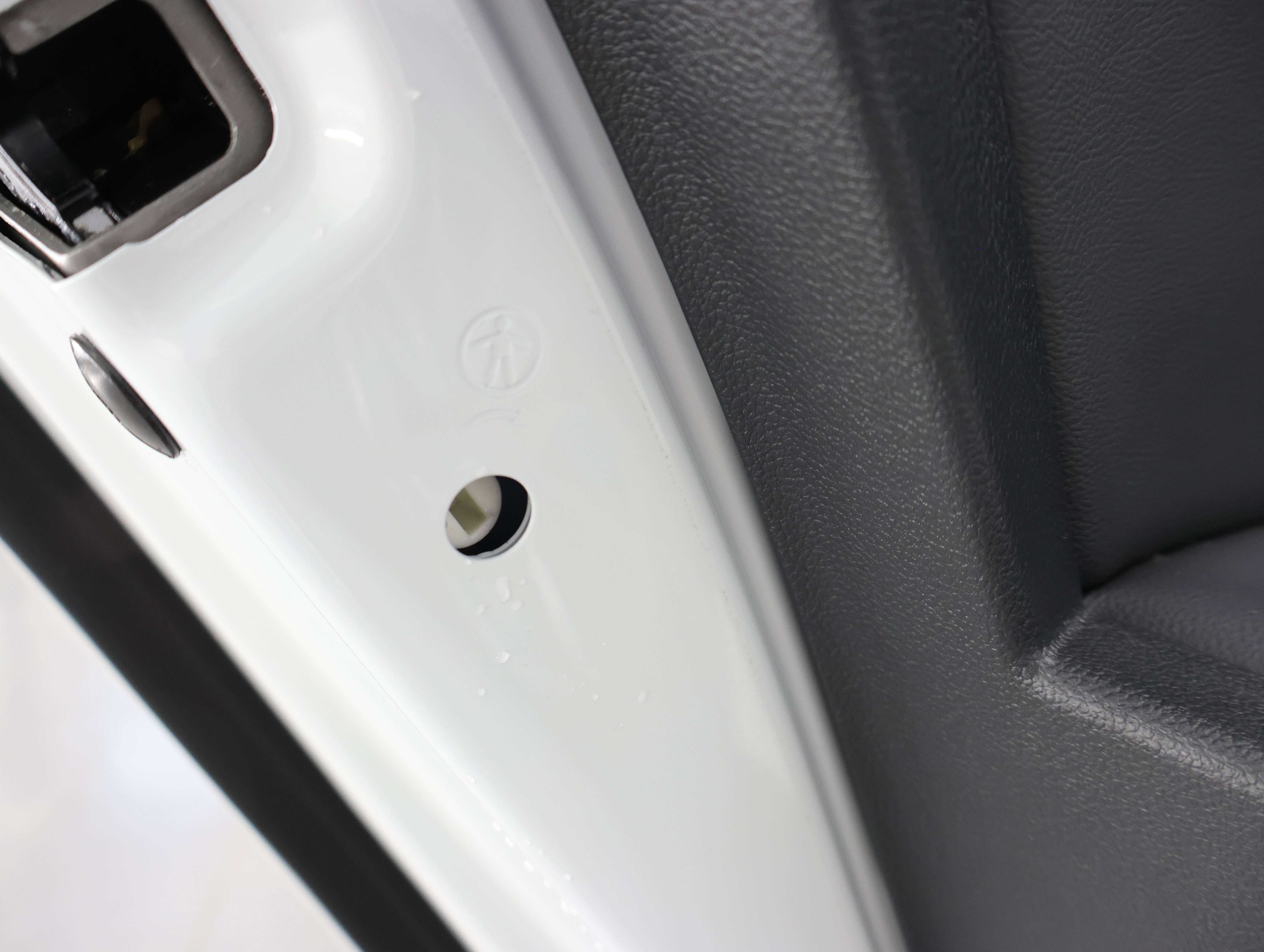 Used 2024 Volkswagen Golf R image 34