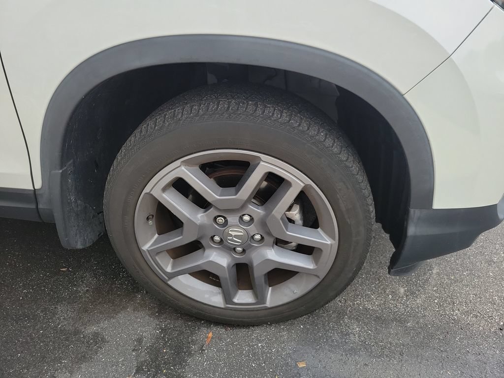 Used 2023 Honda Passport EX-L image 10