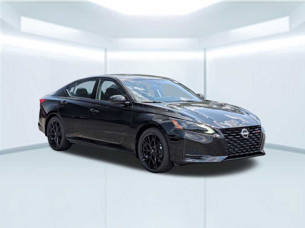 New 2026 Nissan Altima 2.5 SR w/ SR Midnight Edition Package FWD image 9