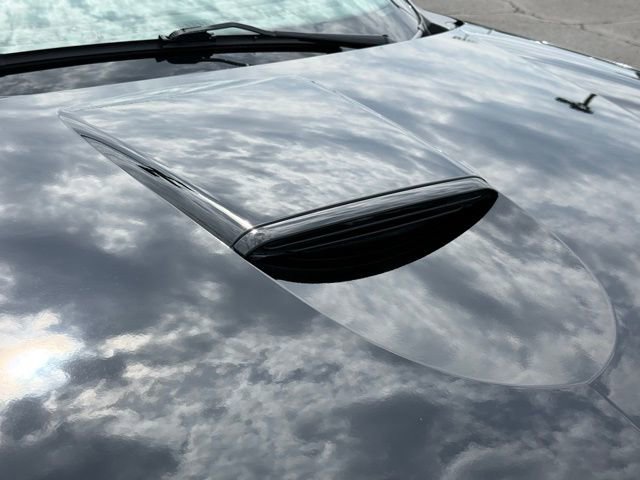 Used 2002 Ford Thunderbird image 49